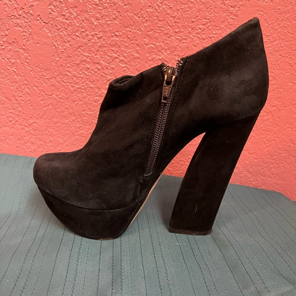 ALDO Platform Booties - Picture 4 of 7
